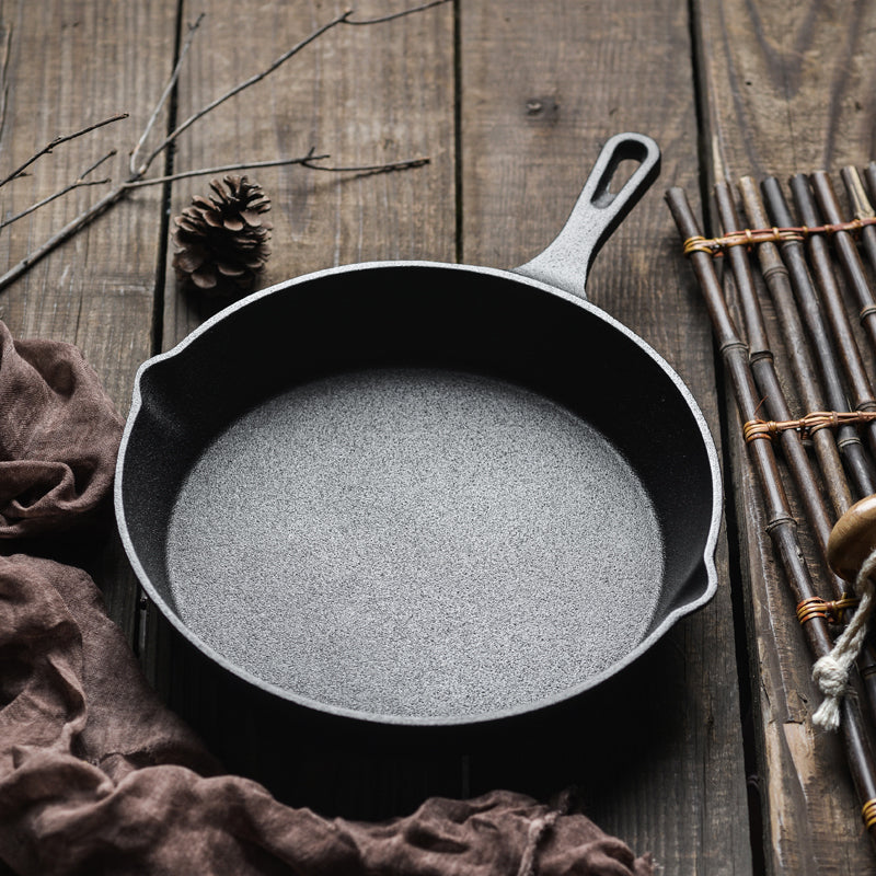 Happiness CAST IRON SET - 3 pans with 2 glass lids - Pre Seasoned