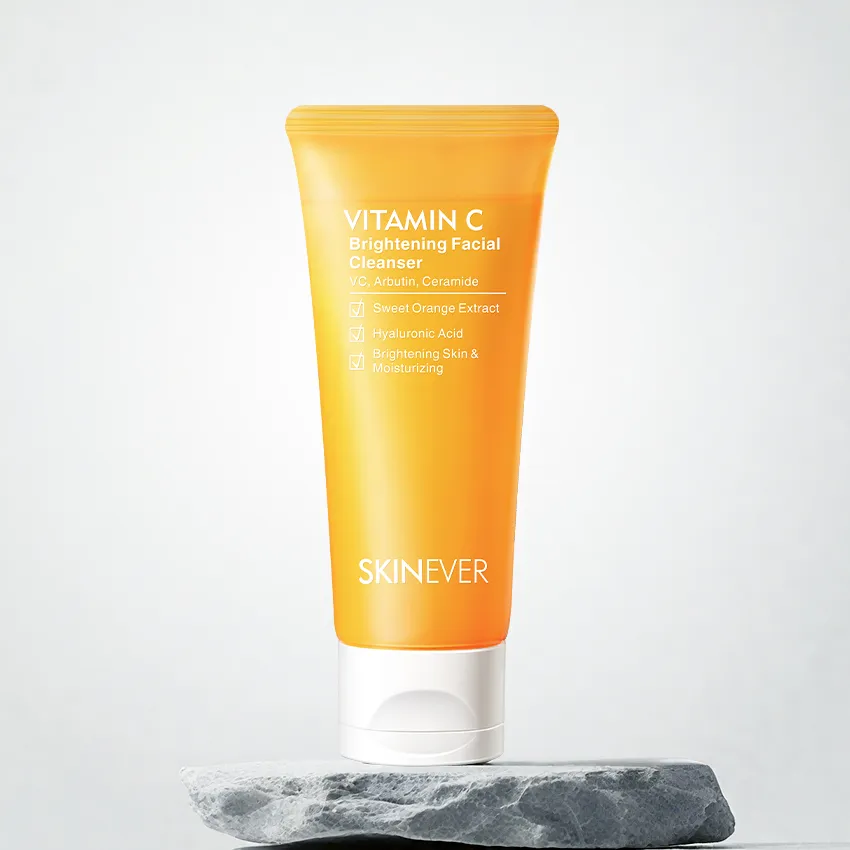 SKINEVER - VITAMIN C WHITENING Facial Cleanser (80ml)