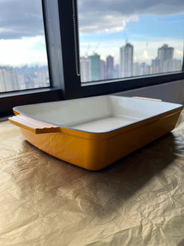 Happiness ENAMEL CAST IRON CASSEROLE DISH - Yellow