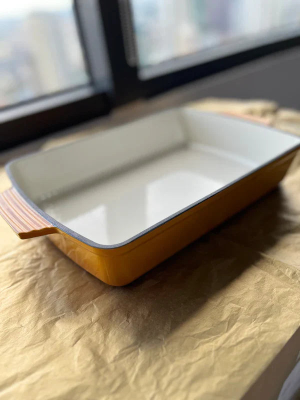 Happiness ENAMEL CAST IRON CASSEROLE DISH - Yellow